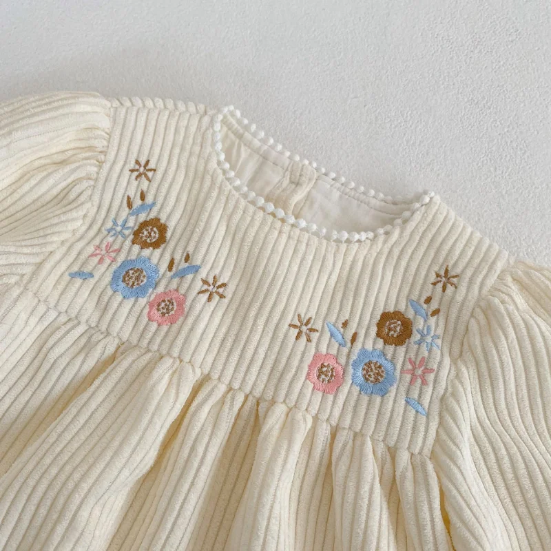 Пролетен детски дрехи 2023 г., нова рокля с пищни ръкави и цветна бродерия за малки момичета, вельветовые рокли малка принцеса с високо качество Изображение 2